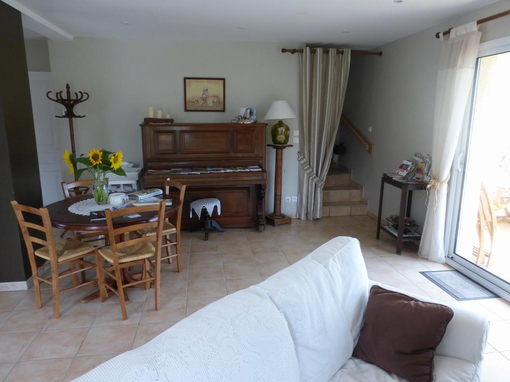 La Bergerie Bed & Breakfast Pollionnay Ngoại thất bức ảnh